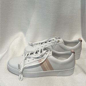Ted Baker -Bailey Icon Sneaker -New without box